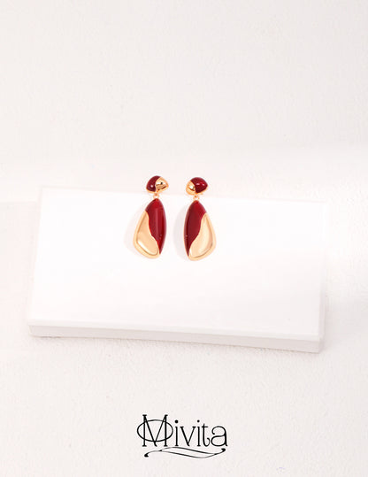 Moivita Winter Elegance Dual-Textured Drip Glazed White and Red Earring